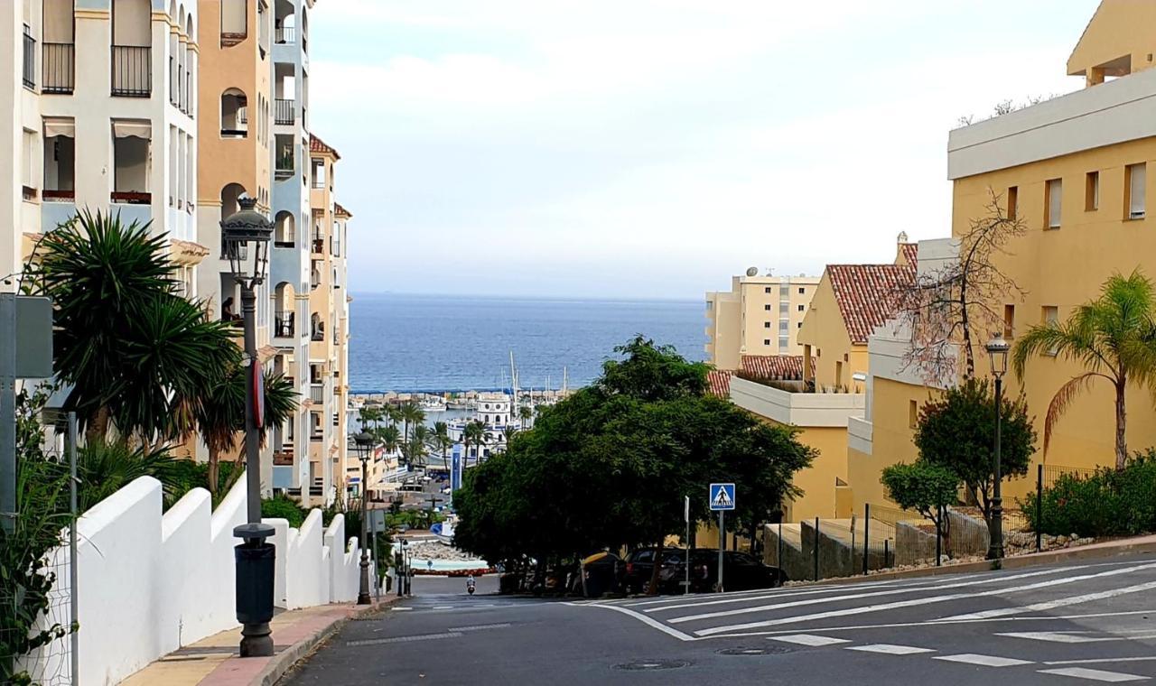 Estepona Puerto Apartment Bagian luar foto