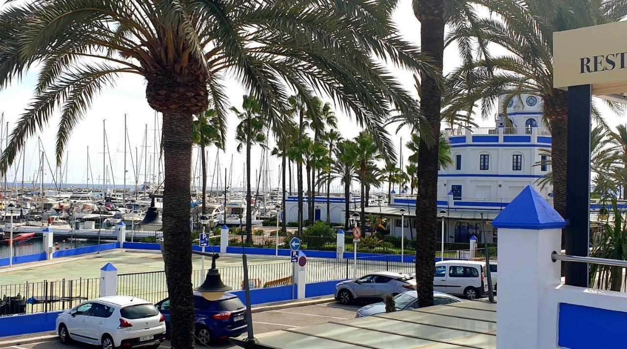 Estepona Puerto Apartment Bagian luar foto