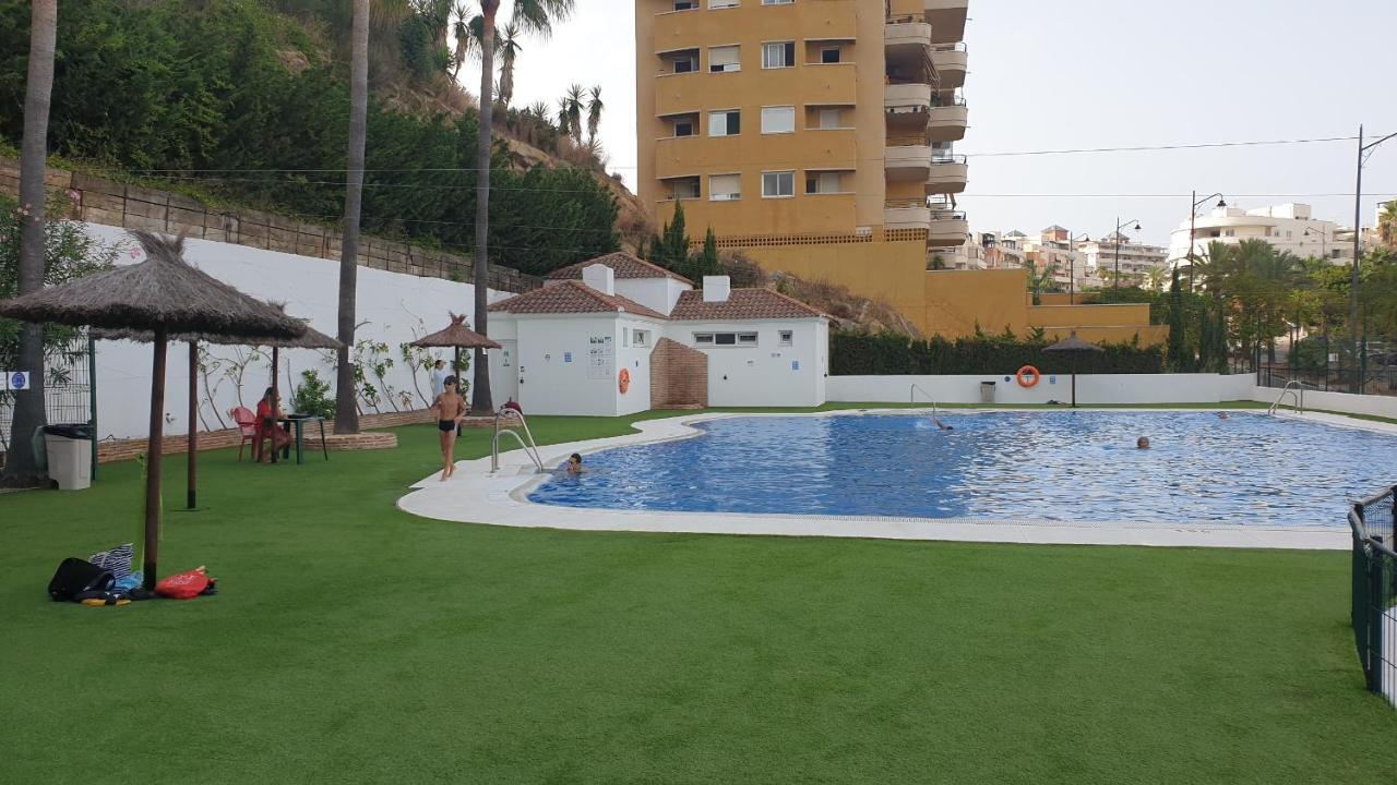 Estepona Puerto Apartment Bagian luar foto