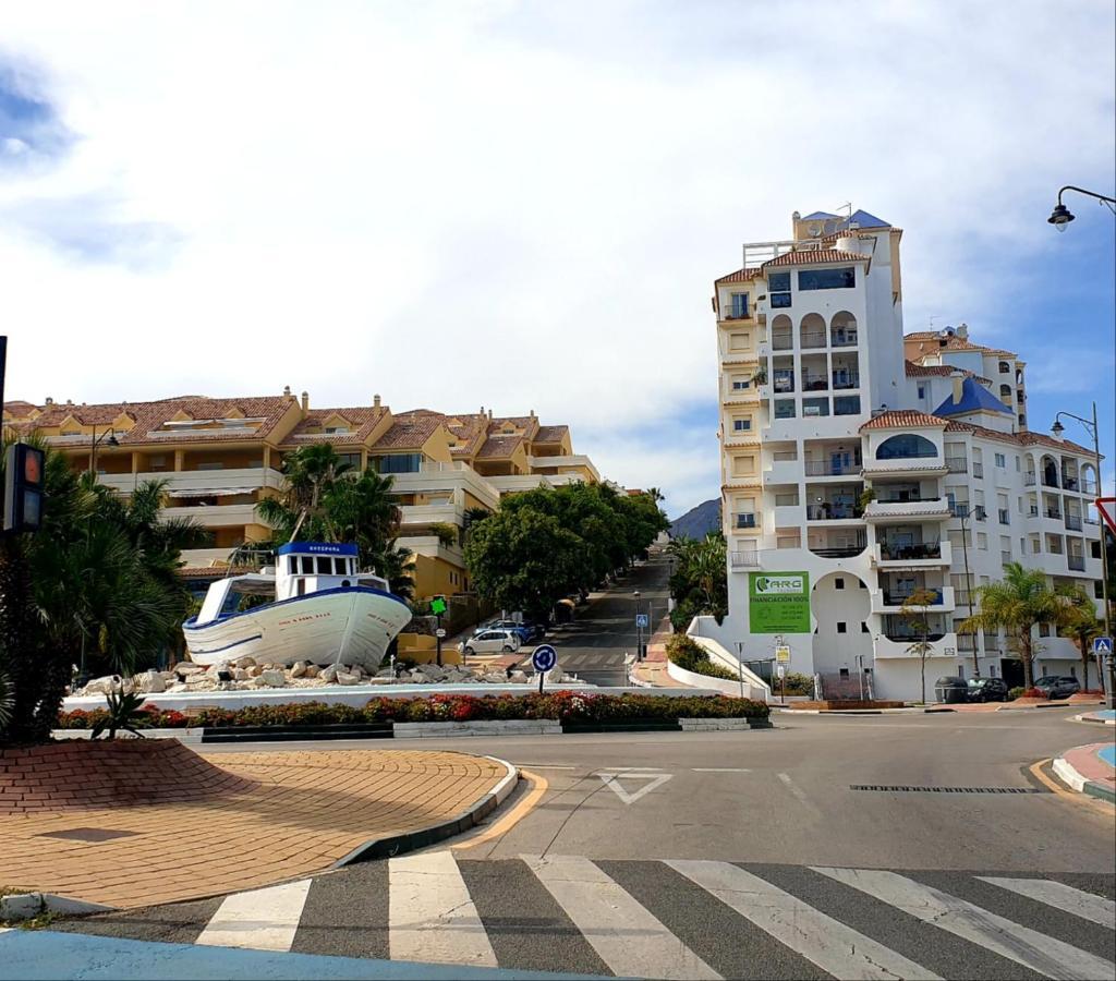 Estepona Puerto Apartment Bagian luar foto